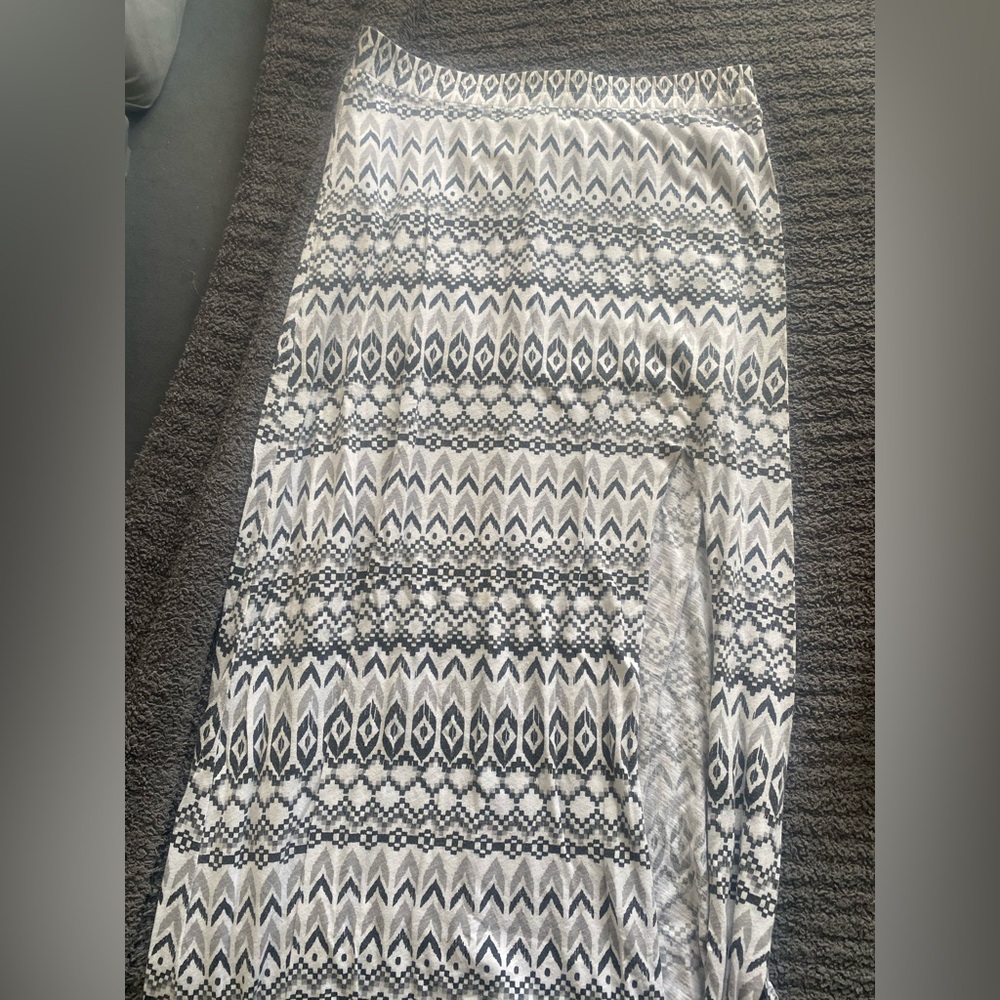 Patterned Black and White Maxi Skirt
